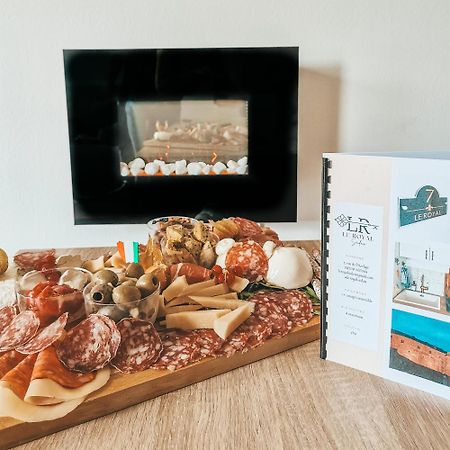 Appartement Vue Sur Chateau-Fort 3 Etoiles ซีดาน ภายนอก รูปภาพ