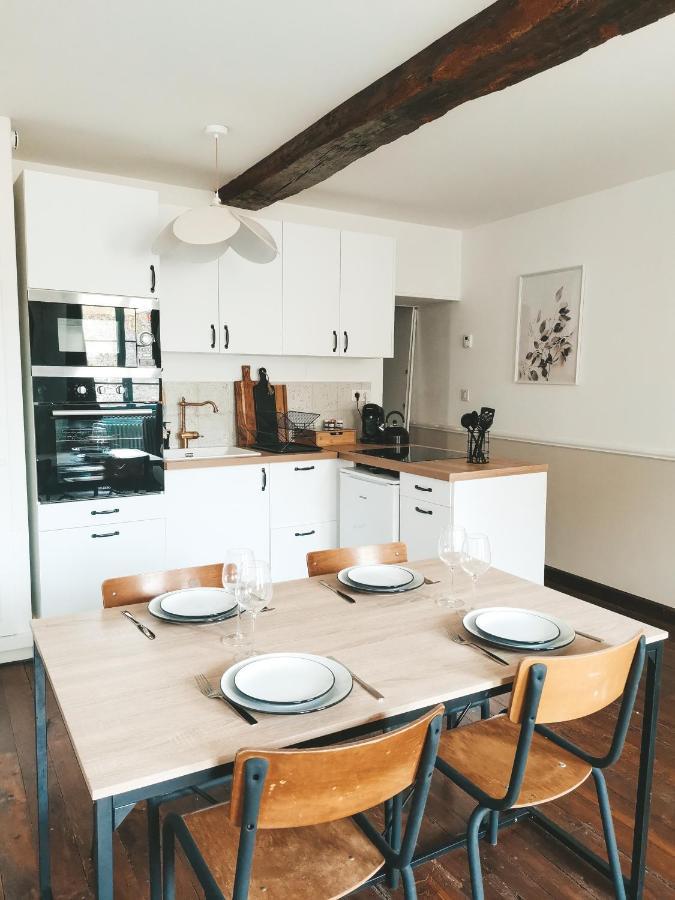 Appartement Vue Sur Chateau-Fort 3 Etoiles ซีดาน ภายนอก รูปภาพ